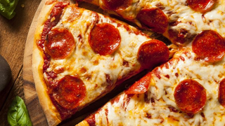 Las muertes que propiciaron el final de la legendaria promoción de Domino's Pizza “en 30 minutos o te la llevas gratis"<em></em>